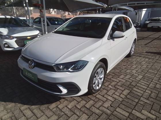 VOLKSWAGEN POLO 1.0 MPI MANUAL VOLKSWAGEN POLO 1.0 MPI MANUAL